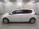 2014 Toyota Auris | Reliable, economical Hatchback - Image 5