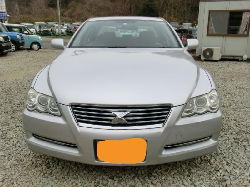 a mark 1 Toyota Mark X 2005 | Premium Mid Size Sedan - Image 1
