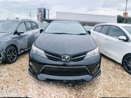 Toyota Auris 2013: Refined Efficiency